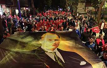 Haydi Hendek Fener Alayına!