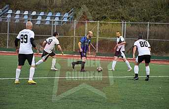 Veteranlar Maçında Gol Yağmuru 8-0