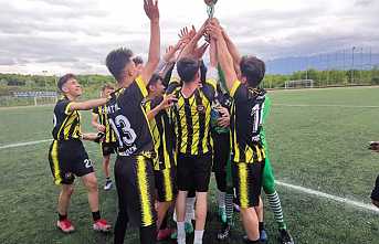 Okul Sporları Küçük ve Genç Erkekler Futbol Müsabakaları Sona Erdi