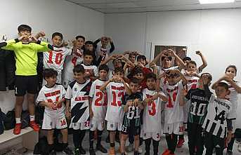 Hendek Gençlikspor U13 Namağlup Şampiyon