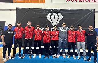 Hendekli Karateciler Turnuvayı 11 Madalya