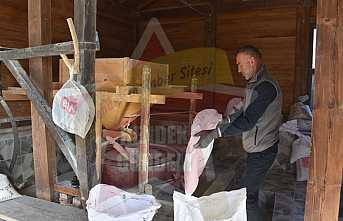 Hendek’teki Su Değirmeni Tarihe Tanıklık Ediyor