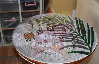 Cam Parçaları Paha Biçilmez Eserlere Dönüşüyor