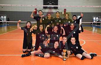 Yıldız Kızlar Voleybol Şampiyonu Şehit A.Gaffar Ortaokulu Oldu