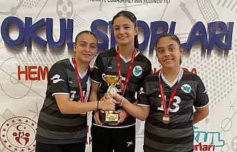 Şehit Mahmutbey Ortaokulu Türkiye 3.Oldu