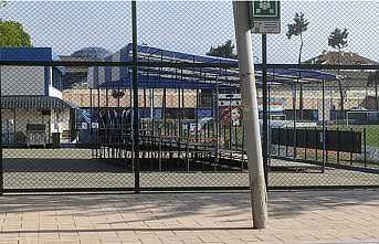 Hendek Atatürk Stadyumu Büyük Randevuya Hazır