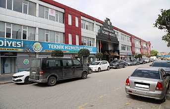 Semt Pazarı Ticaret Merkezinde