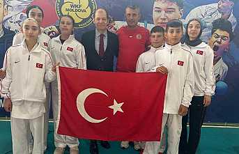 Karatecilerden 3. Altın Madalya