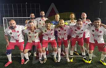 Yeşilyurt Belde Market Yarı Finalde