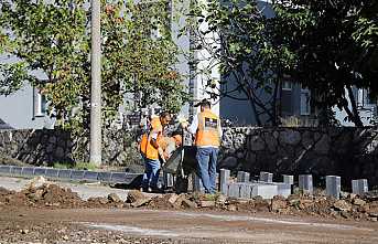 Yenimahalle’de 4 Sokakta Hummalı Çalışmalar Sürüyor