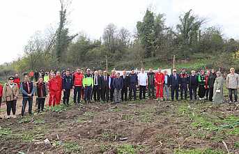 Hendek’te Yeşil Vatan İçin Fidanlar Toprakla Buluştu