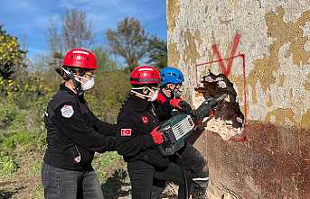 SAKE, Hendek İkbaliye Köyü’nde Deprem Tatbikatı Gerçekleştirdi