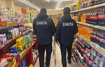 Hendek’te Zabıta Ekiplerinden Zincir Marketlere Sıkı Denetim