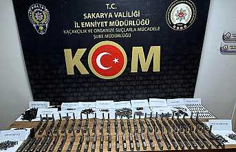 Hendek’te 1460 Adet Kaçak Silah Parçası Ele Geçirildi