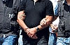 DÖRT ÖĞRENCİ VE ÜST DÜZEY YÖNETİCİ GÖZALTINA ALINDI