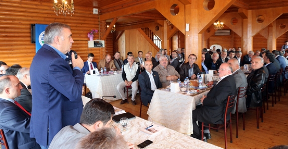 TOÇOĞLU MUHTARLARLA BİRARAYA GELDİ