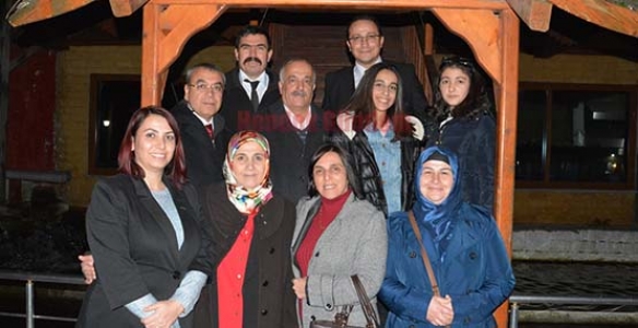 TÜRK EĞİTİM-SEN EMEKLİ ÖĞRETMENLERE YEMEK VERDİ