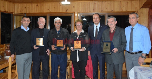 TÜRK EĞİTİM-SEN EMEKLİ ÖĞRETMENLERİ UNUTMADI