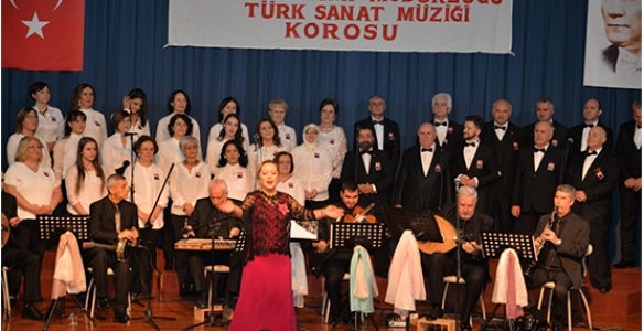 Türk Sanat Müziği Gecesi Coşturdu