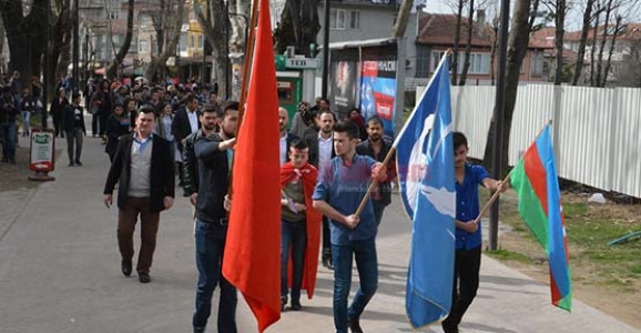 ÜLKÜCÜLER HOCALI KATLİAMININ YILDÖNÜMÜNÜ SAYGI İLE ANDI