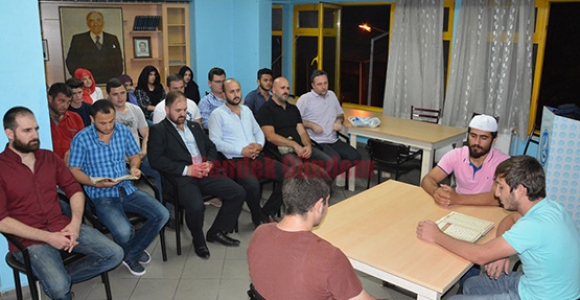 ÜLKÜCÜLER ŞEHİTLER İÇİN KURAN-I KERİM OKUDU