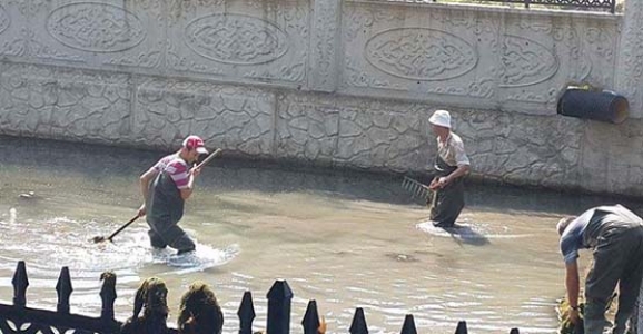 ULUDERE DE TEMİZLEME ÇALIŞMASI DEVAM EDİYOR