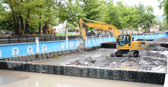 ULUDERE TEMİZLENİYOR