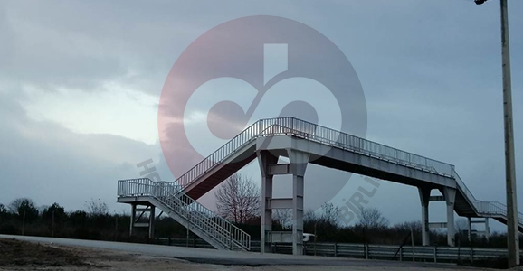 Üst Geçit ve Çevresine Işıklandırma Talebi