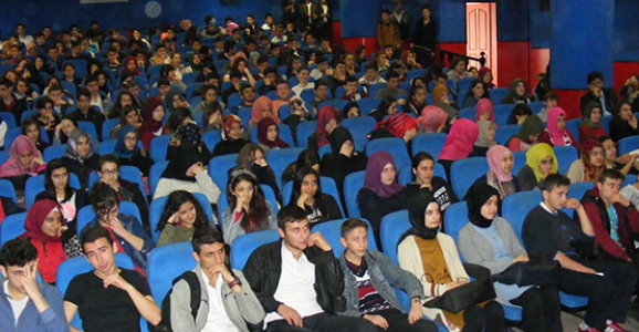 UYUŞTURUCU İLE MÜCADELE SEMİNERLERİ DEVAM EDİYOR