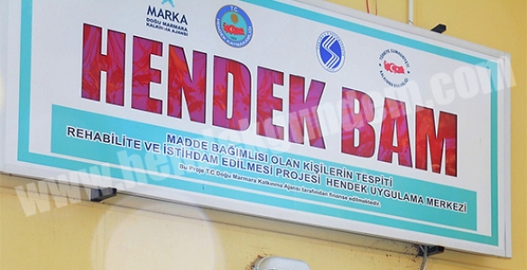 UYUŞTURUCUYA SAVAŞ AÇAN GENÇ HERKESE SESLENDİ