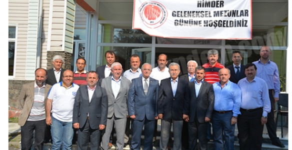 VALİ BÜYÜK HİMDER MEZUNLAR GÜNÜ' NE  KATILDI