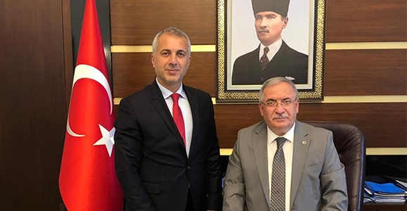 Valilikte Hendek zirvesi 