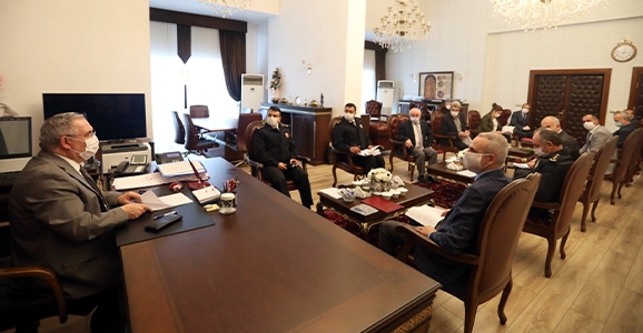 Valilik’ten Mevsimlik İşçi Kararı