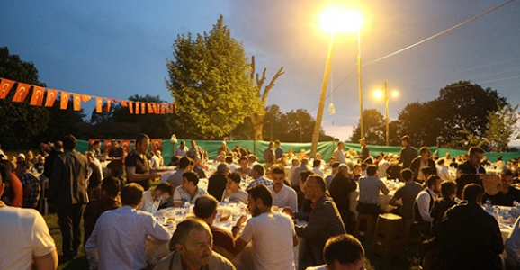 Yağbasanlılar Geleneksel İftarda Buluştu