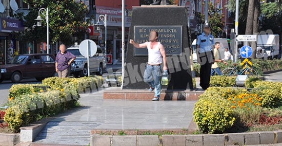 YANMAKTAN POLİS KURTARDI