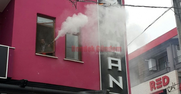 YANMAYA BAŞLAYAN ELEKTRİK KABLOSU KORKUTTU