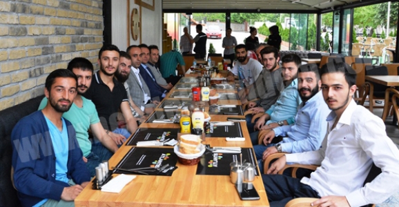 YARI FİNALE ADINI YAZDIRAN HENDEK MYO ATLANİS’TE BULUŞTU