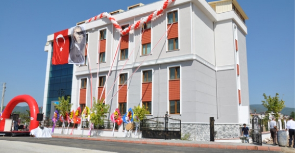YENİ ÖĞRENCİ YURDU TÖRENLE AÇILDI