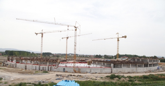 YENİ SAKARYA STADYUMU YÜKSELİYOR