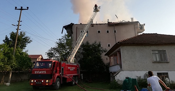 Yeşilyurt’ta Yangın
