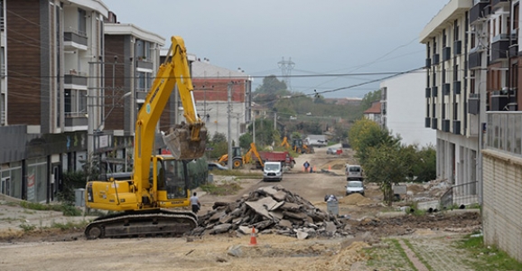 Yıldırım Beyazıt Caddesinde Hummalı Çalışma