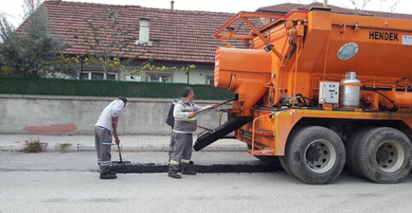 YOL BAKIM VE ONARIM ÇALIŞMALARINA DEVAM 