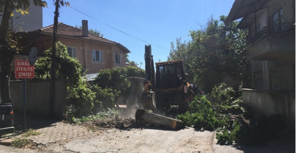 YOLLAR GENİŞLİYOR