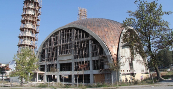 YÜZYILLARA HİTAP EDECEK MABED