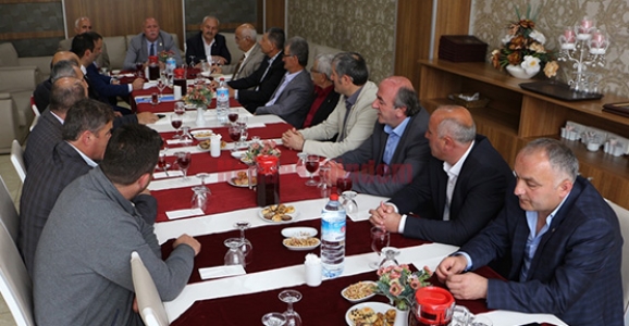 ZİRAAT ODALARI BAŞKANLARI HENDEK’TE TOPLANDI