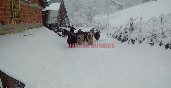 ZİRVE’DE KAR BAŞLADI