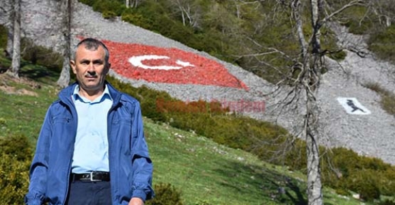 ZİRVEYE TÜRK BAYRAĞI VE ATATÜRK