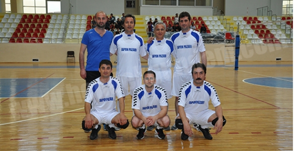 ZİYA GÖKALP KAZANMAYI BİLDİ