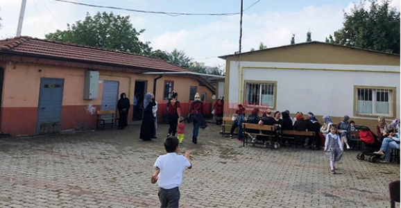 Çocuklarımızı Bu Okula Göndermeyeceğiz