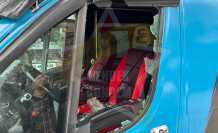 Hendek’te CHP Minibüsüne Taşlı Saldırı
